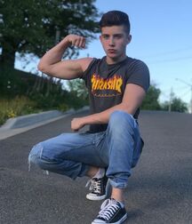 Fitness Twunk Isaac 2 5edd6ef35e2dc.jpg