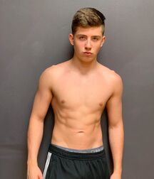 Fitness Twunk Isaac 2 5edd6efcb1165.jpg