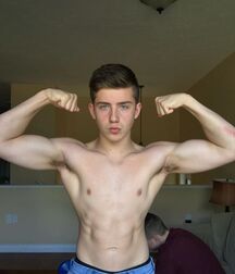 Fitness Twunk Isaac 2 5edd6f14eca9e.jpg