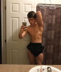 Fitness Twunk Isaac 2 5edd6f16c2270.jpg