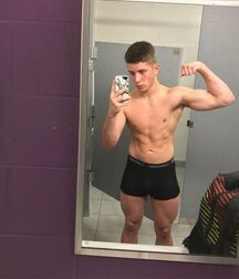 Fitness Twunk Isaac 5edd6f3e61761.jpg