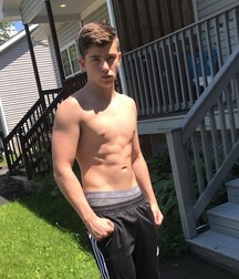 Fitness Twunk Isaac 5edd6f4a9a232.jpg
