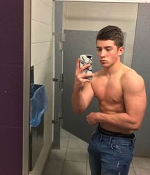 Fitness Twunk Isaac 5edd6f6f5f7b4.jpg