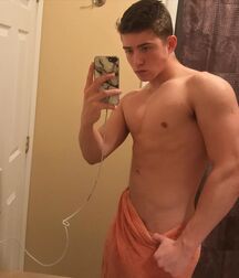 Fitness Twunk Isaac 5edd6fa153cfe.jpg