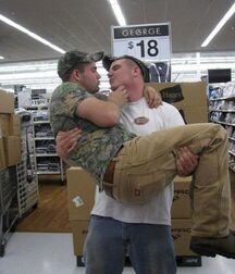 Bromance 10 5edd724ae795d.jpg