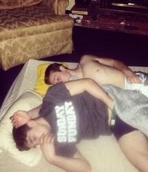 Bromance 10 5edd7278a4b08.jpg