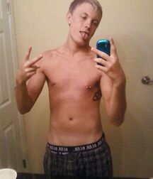 Rude and Tattooed 44 5ee16de1dffc7.jpg