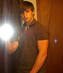 The Boy Next Door 21 5ee16f075616b.jpg