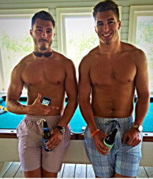 Bromance 11 5ee57465c6cc6.png