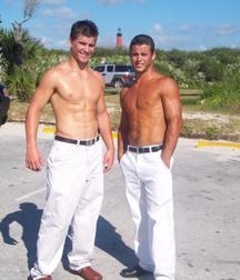 Bromance 11 5ee574b42cc5d.jpg