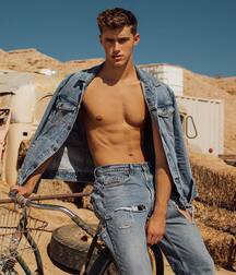 The Beauty of Men 47 5ee952c7ef7c5.jpg