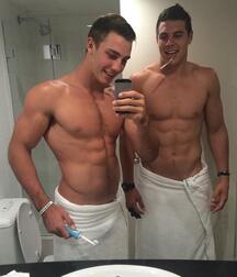 Bromance 12 5eeab31c6d17e.jpg