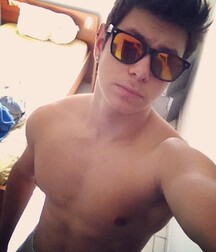 The Boy Next Door 23 5eed4a481bc16.jpg