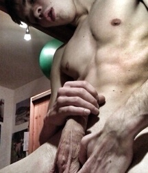 Boys with Phones 69 5eeff5a3ef1c2.jpg