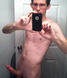 Boys with Phones 70 5ef68b547ecb0.jpg
