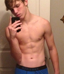 Boys with Phones 70 5ef68b7faf698.jpg