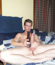 Boys with Phones 70 5ef68b88455b2.jpg