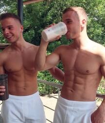Bromance 14 