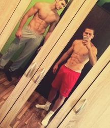 Bromance 14  5efa8457d547c.jpg