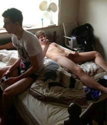 Bromance 15 5f0119378b155.jpg
