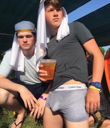 Bromance 15 5f011943019c5.jpg