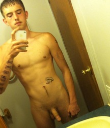 Rude and Tattooed 48 5f026df42c51c.jpg