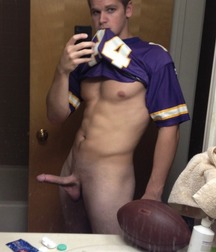 Boys with Phones 72 5f0668865f8ce.jpg