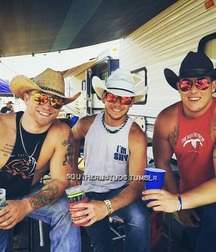 A Little Bit Country 55 5f07b3cb8fc7e.jpg