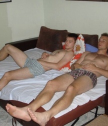 Bromance 16 5f090532ae13a.jpg