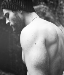 The Beauty of Men 53 5f0a266358ca4.jpg
