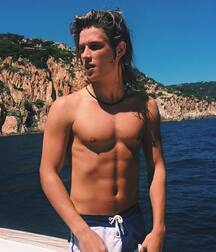 Luscious Locks 34 5f0a28cca35a7.jpg