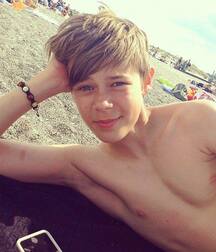 Twinks and Twunks 24 boys shirtless porn 5f10e50a205b8.jpg