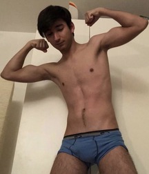 Pit-a-palooza jock flexing 266 5f1ca8dda5079.jpg