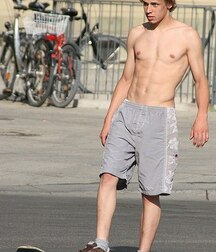 Twinks and Twunks 26 shirtless young 5f1e0867042b1.jpg