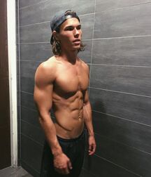 Luscious Locks boys porn long hair 35 5f1e0932c0978.jpg