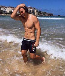 Luscious Locks boys porn long hair 35 5f1e094c38354.jpg