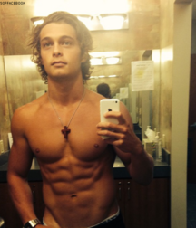 Luscious Locks boys porn long hair 35 5f1e095e2e8dc.png
