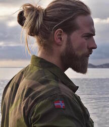 Luscious Locks boys porn long hair 35 5f1e0983f33fe.jpg