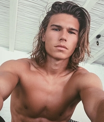 Luscious Locks boys porn long hair 35 5f1e09cedbd68.jpg