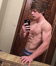 Twinks and Twunks 27 shirtless porn selfies 5f20ac939b9ae.jpg