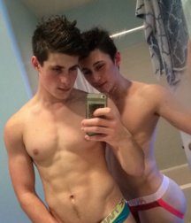 Twinks and Twunks 27 shirtless porn selfies 5f20aca63415a.png