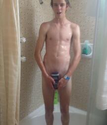Twinks and Twunks 27 shirtless porn selfies 5f20acb17eea0.jpg