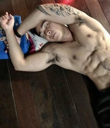 Pit-a-palooza 268 fit guys porn selfie 5f25f354bceca.jpg