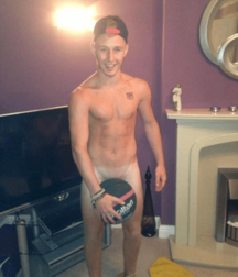 Twinks and Twunks Gay Tube shirtless 29 5f2895bb2fbb3.png