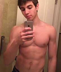 Twinks and Twunks Gay Tube shirtless 29 5f2895e0c1fb7.jpg