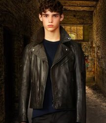 Cute boys very nice gay tube 5f8ac1c1a7641.jpg