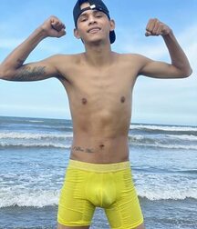 Cute boys gay tube non nude mix 5fb78ed4a99ec.jpg