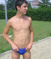 Briefs Renaissance 5cf400e9bcdfd.jpg