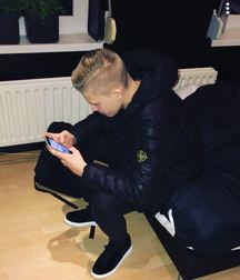 Joep 5ce2848d0e5e5.jpg