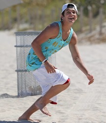 Austin Mahone 5ce30c8e7d1af.jpg